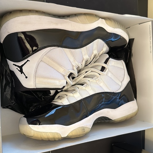 Nike Air Jordan Retro XI 11 Concord Sz 11 main image 6